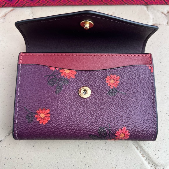 Coach flap card case nwt - Picture 4 of 6